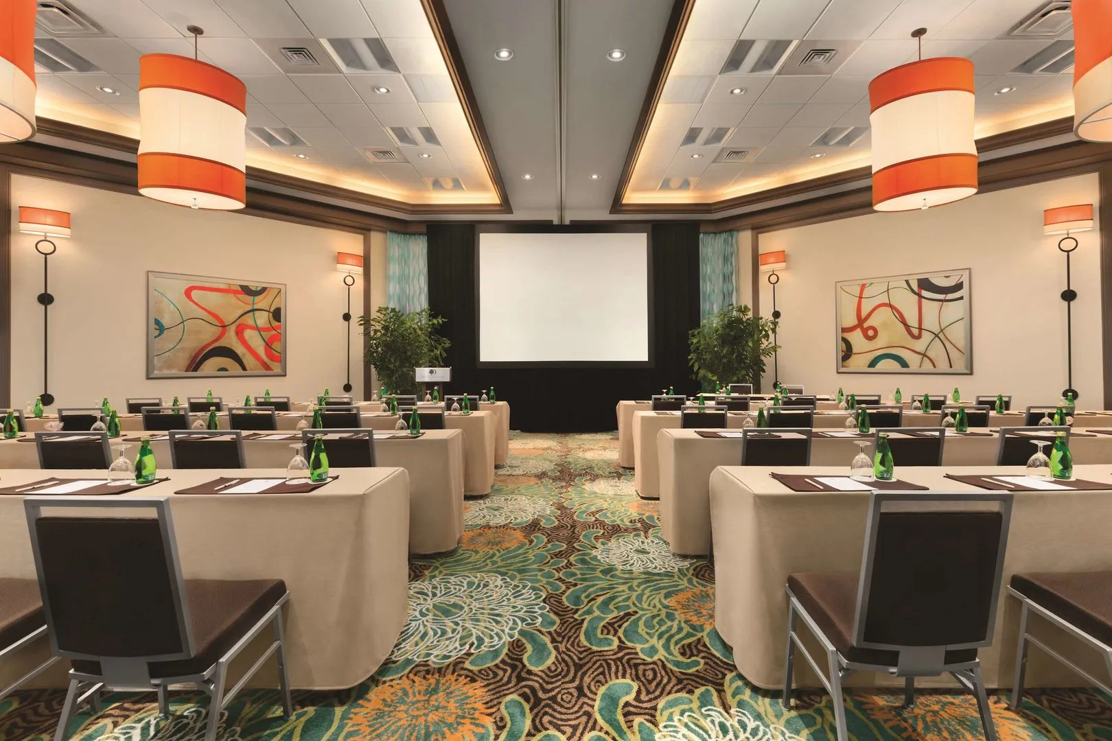 DoubleTree Suites by Hilton Orlando - Disney Springs® Area
