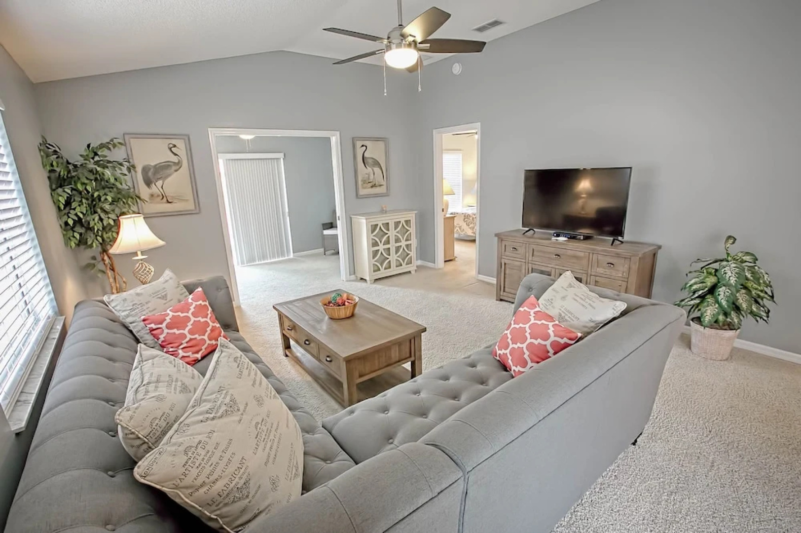 Nuevo Leon Lane Home 2 Bedroom by The VIR Group