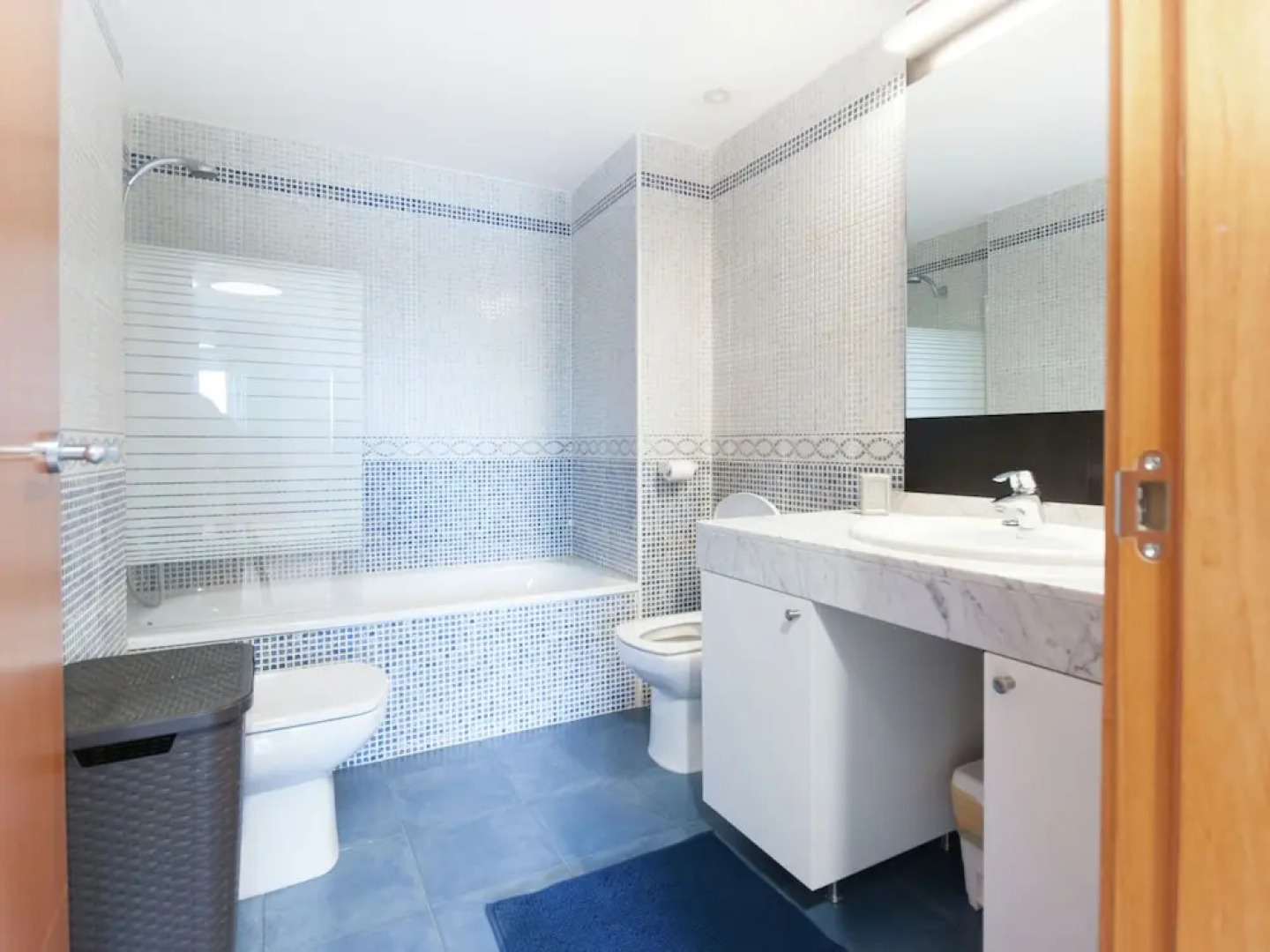 Modern Apartment in St Pere Pescador With Swimming Pool