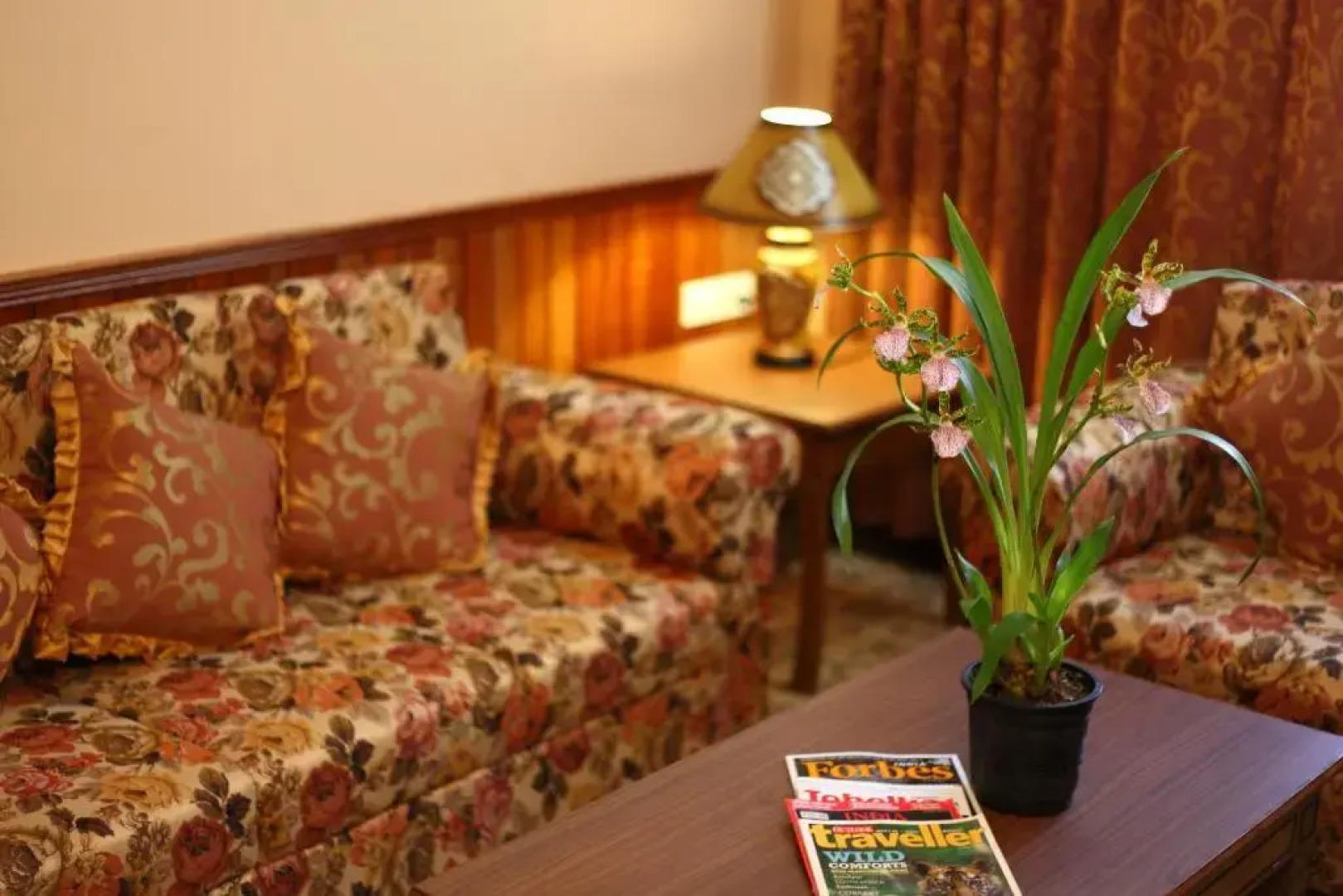 Yarlam Portico Resort