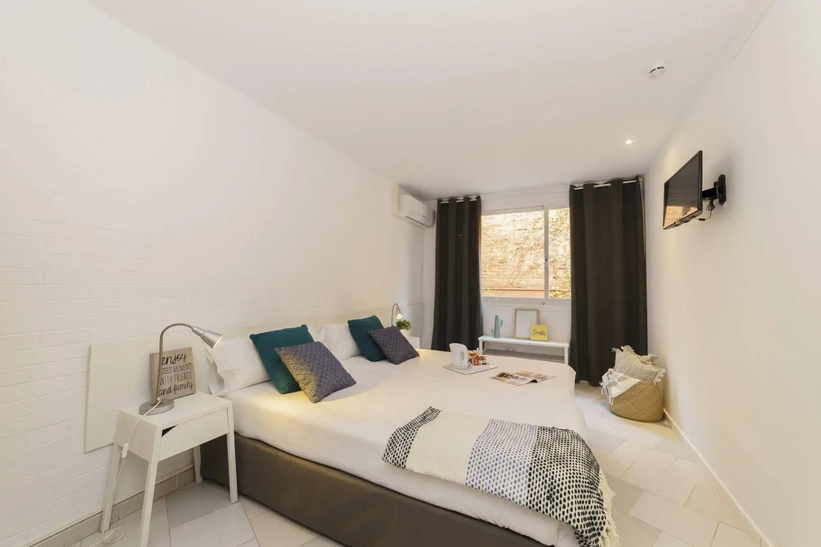 BYPILLOW House