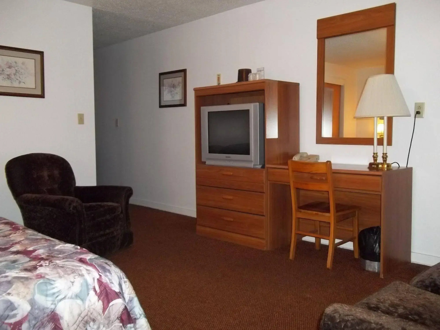 Sudbury Court Motel and RV Park