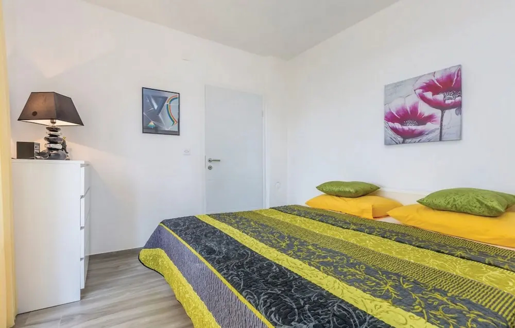 Apartments Paola