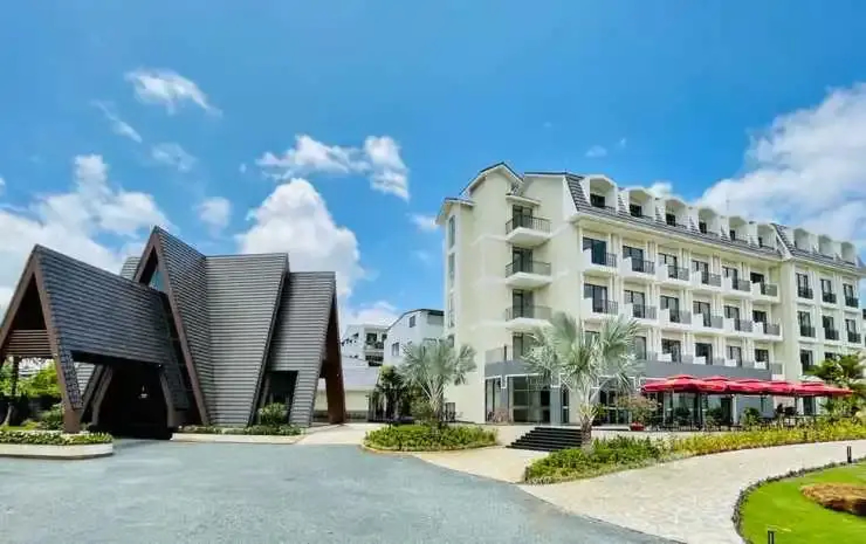 Sunflower Hotel & Resort