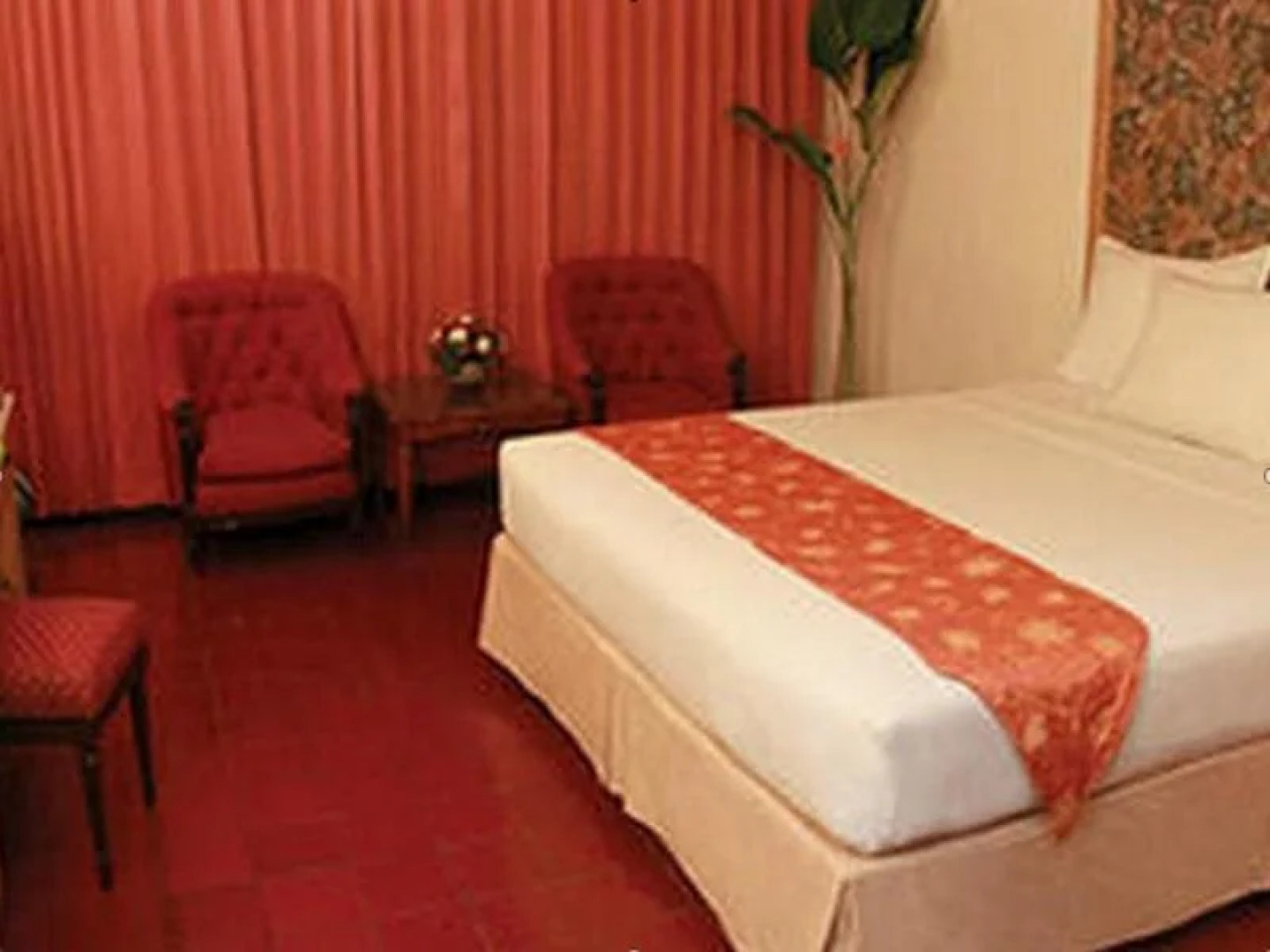Pardede International Hotel