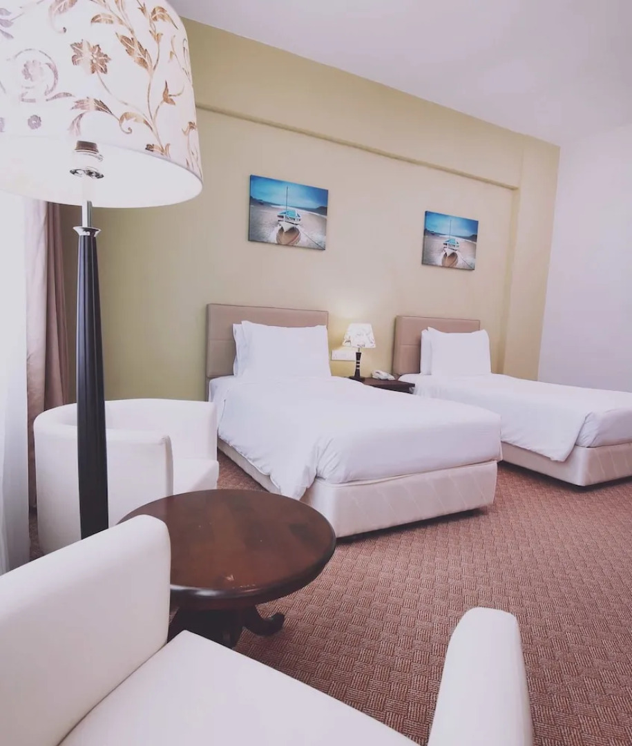 The Regency Waterfront Hotel