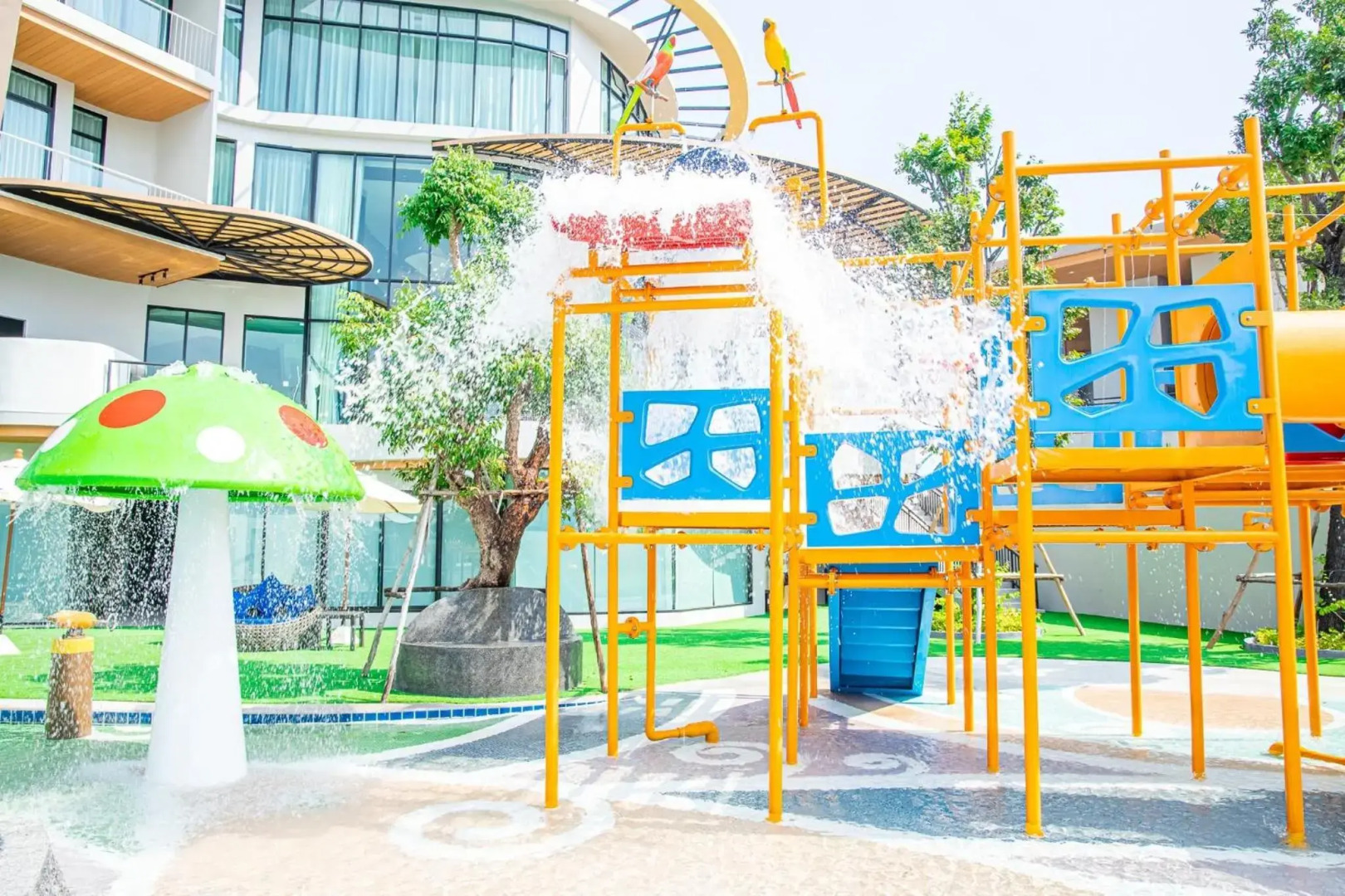 Elmas Cha-Am Design Hotel (SHA Extra Plus)