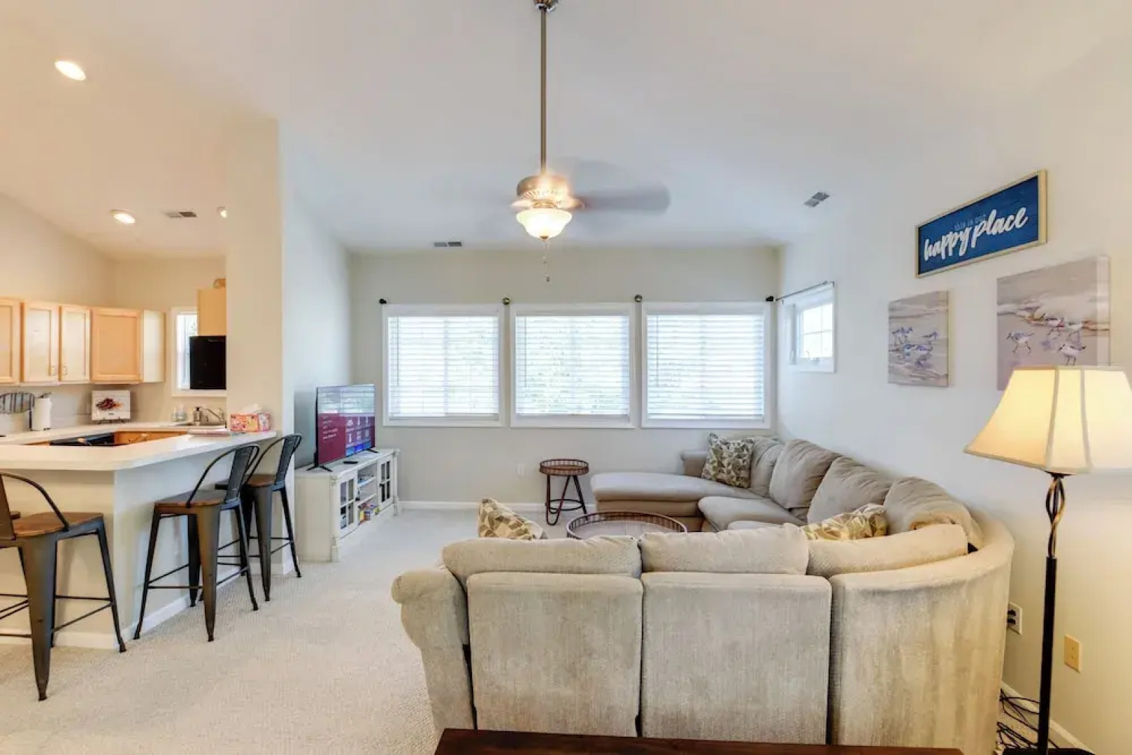 4 Mi to Beach: Lewes Townhome w/ Ping-pong Table