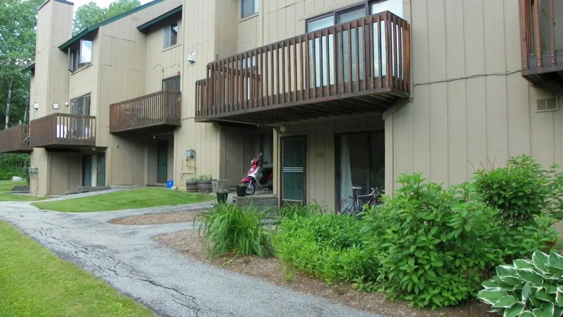 Waterville Valley Pet Friendly Vacation Condo Close to Community Center! - Whb16v