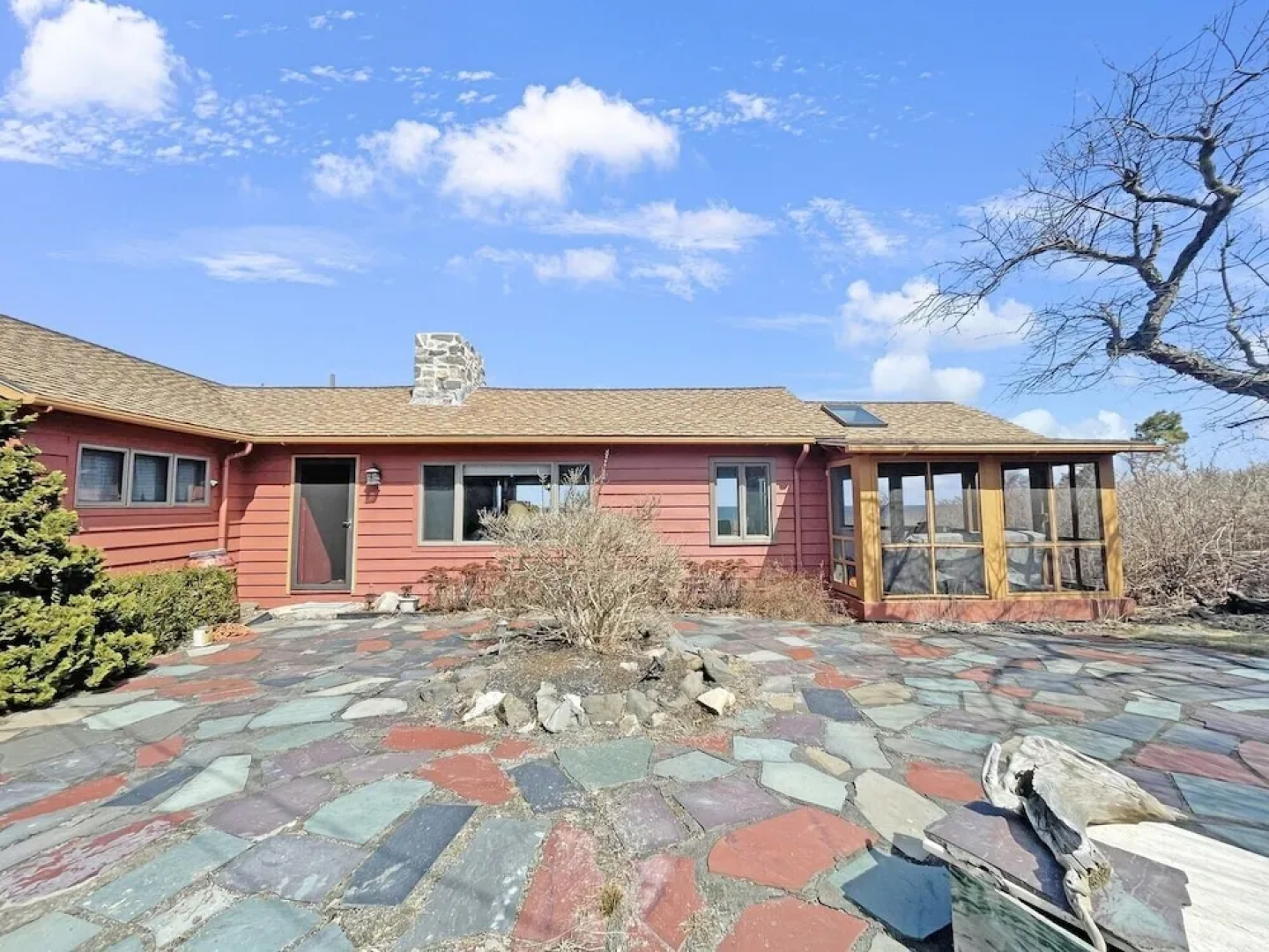 Ragged Rocks - Warm And Inviting Cottage With Uninterrupted Ocean Views 2 Bedroom Home by RedAwning