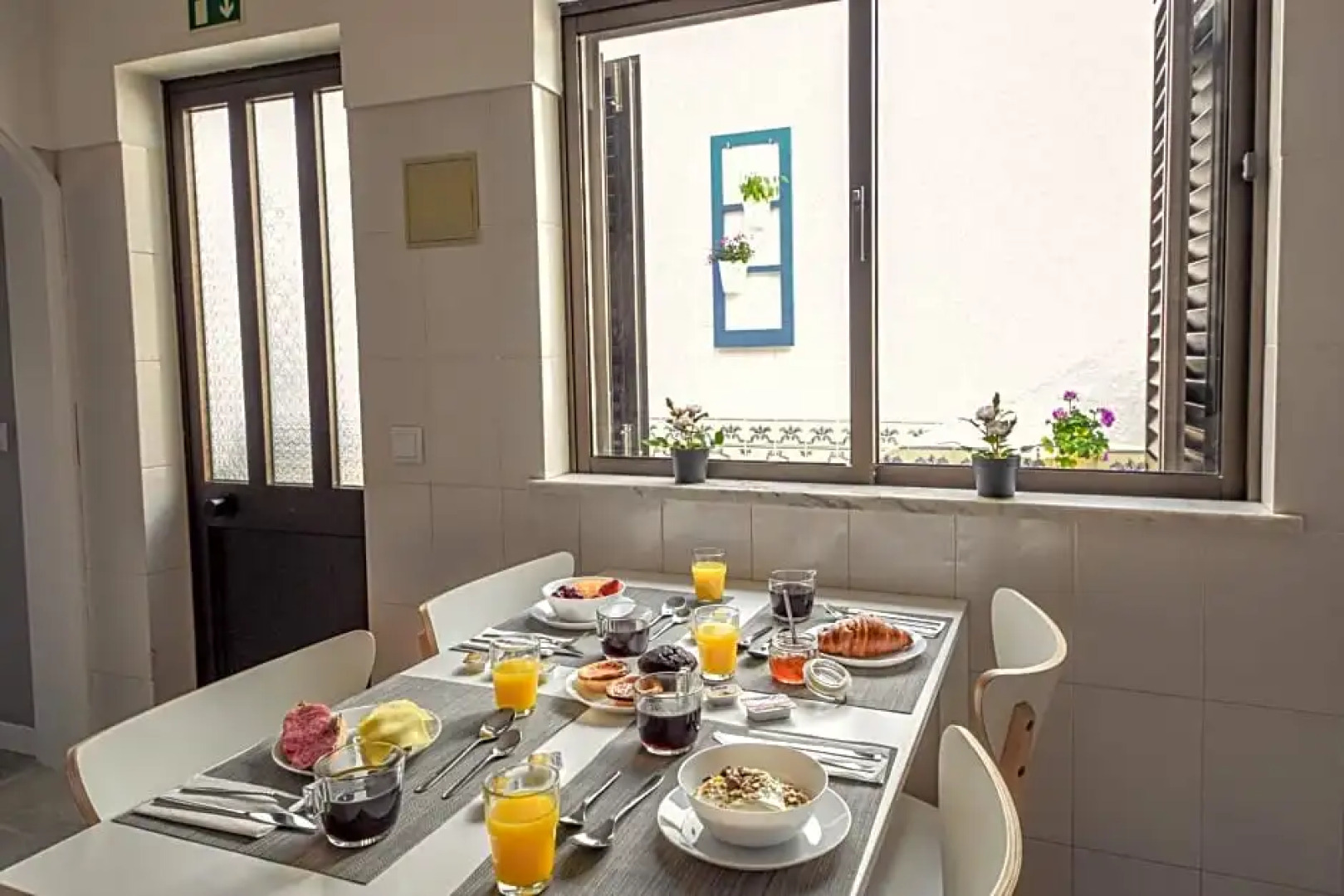 Lagos Sea View Guesthouse