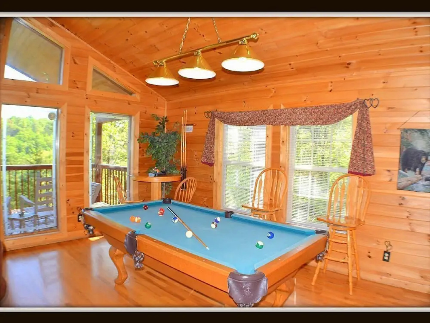 Amore Mountain Retreat - 1 Br cabin by RedAwning