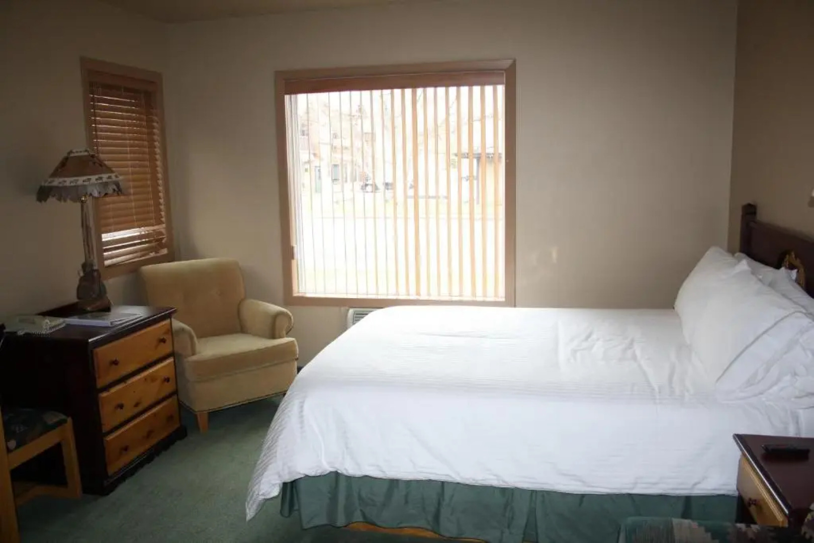 Waterton Lakes Lodge Resort