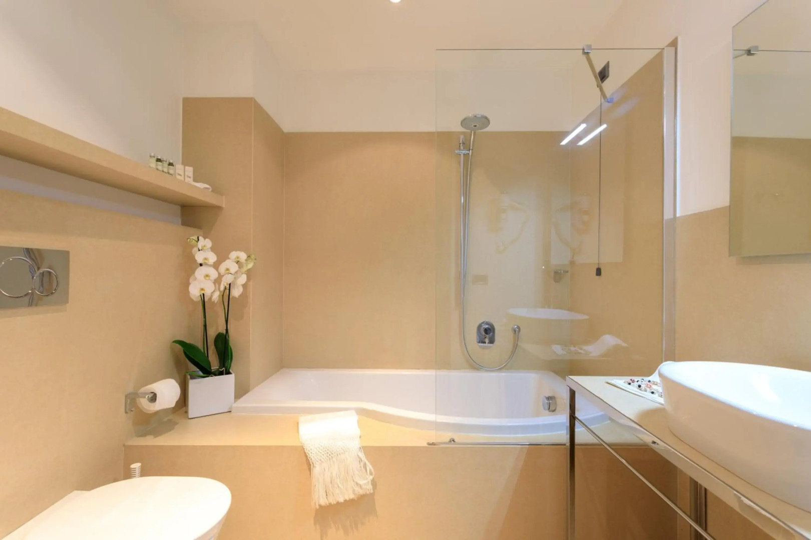 Brianteo Hotel And Restaurant