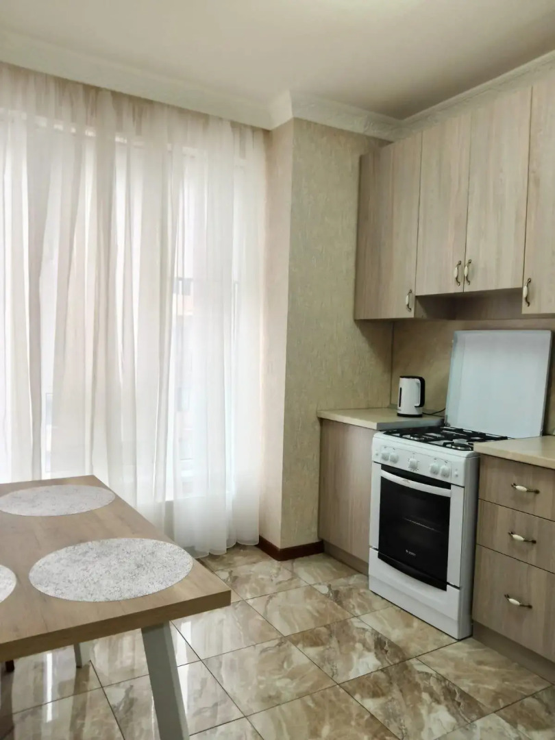 Апартаменты на улице Тлостанова 32