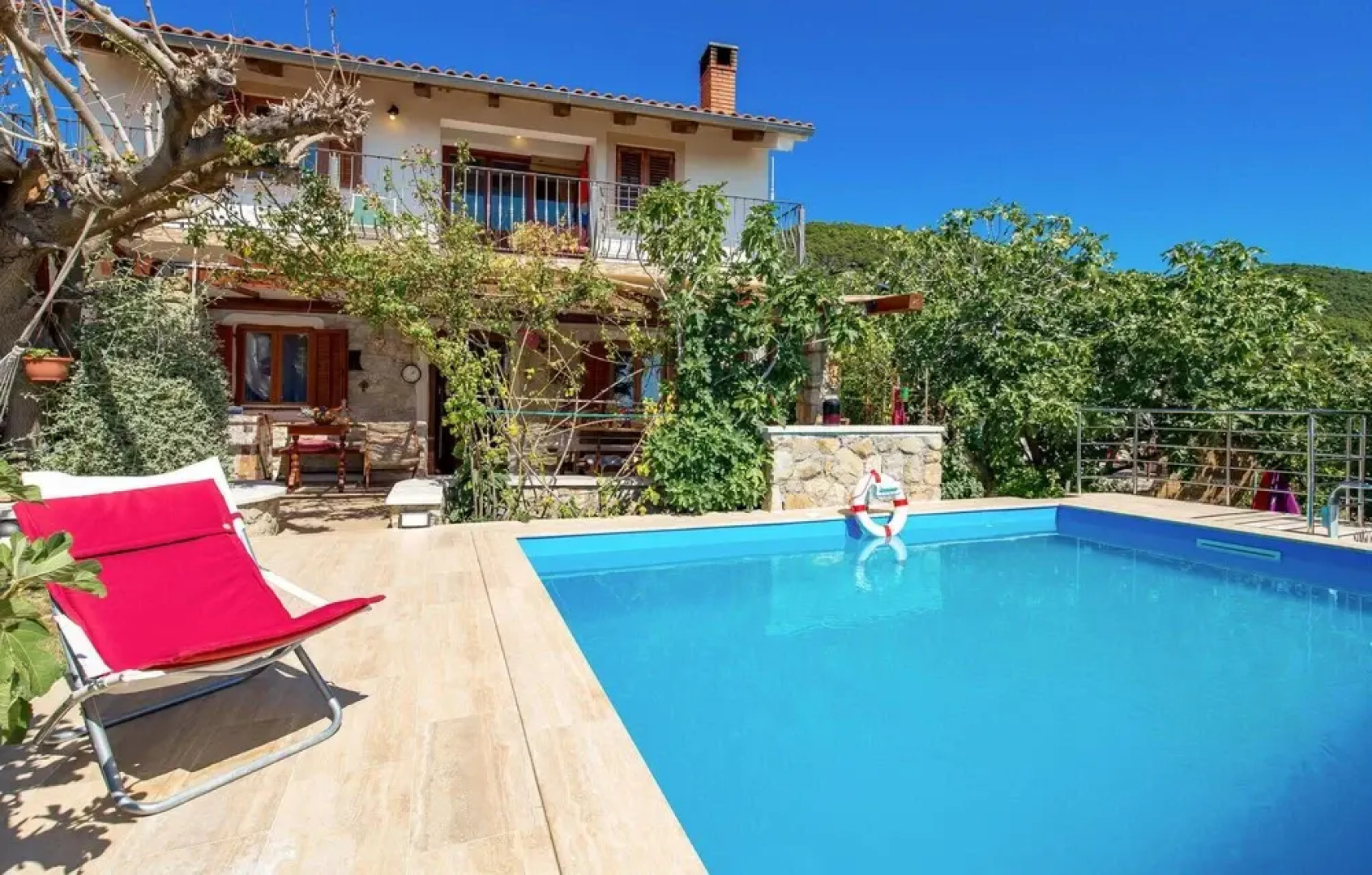 Amazing Home in Banjol With 3 Bedrooms, Outdoor Swimming Pool and Jacuzzi