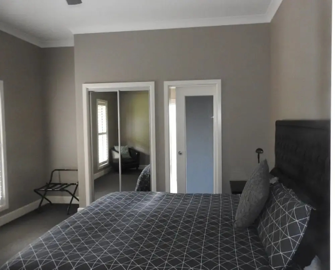 Barkly Suites Apartments