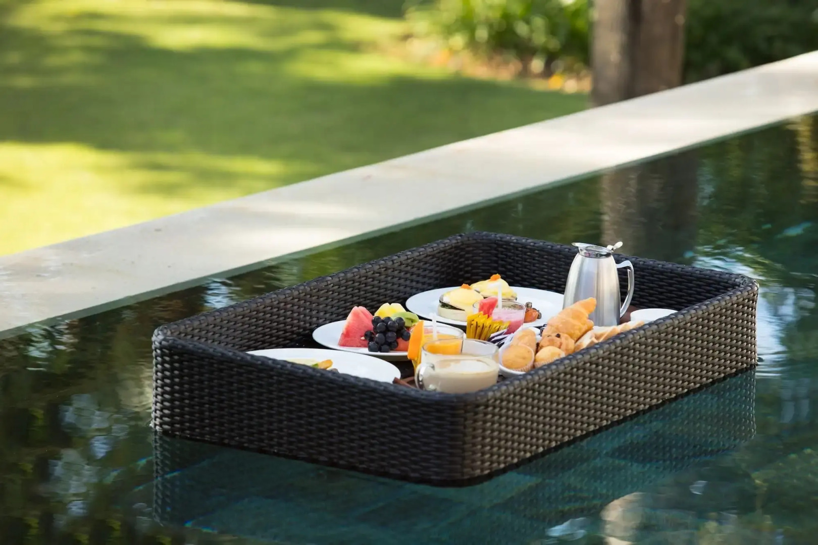 Отель The Royal Santrian