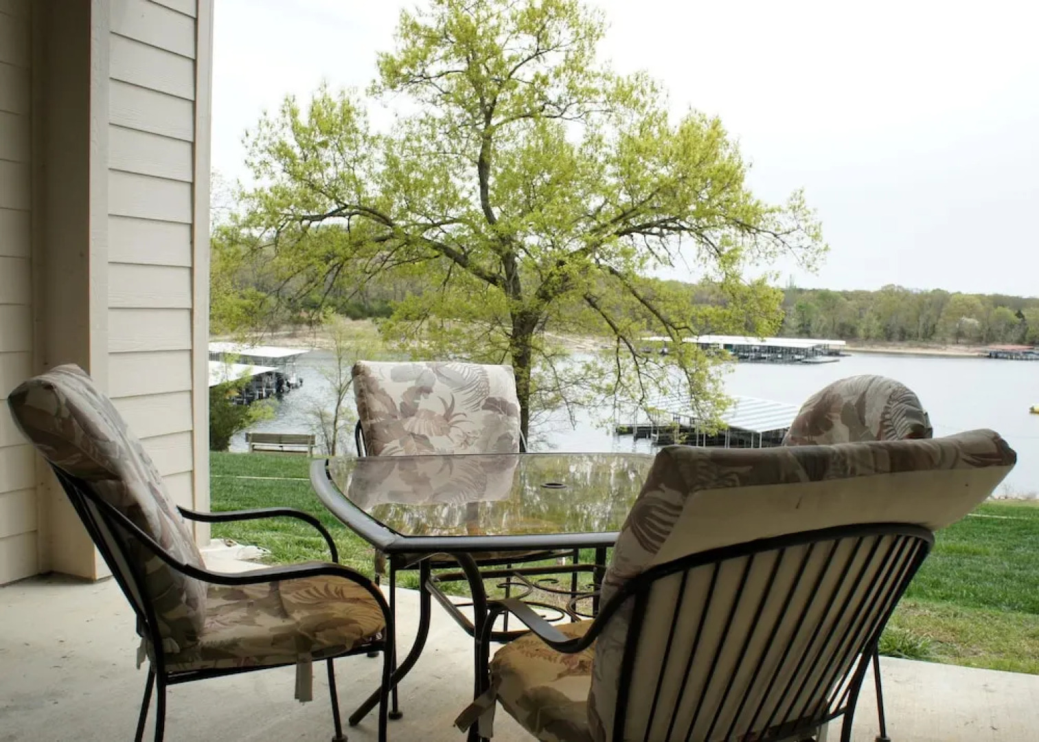 Celebration Cove Table Rock Lakefront Condos