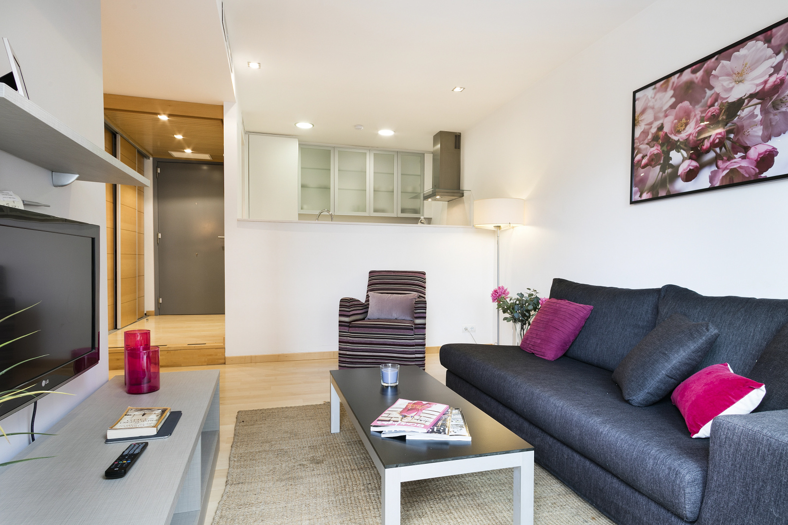 Lugaris Rambla - Apartments