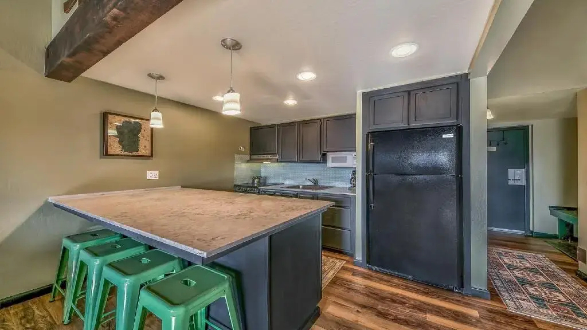 Aston Lakeland Village Beach & Mountain Resort