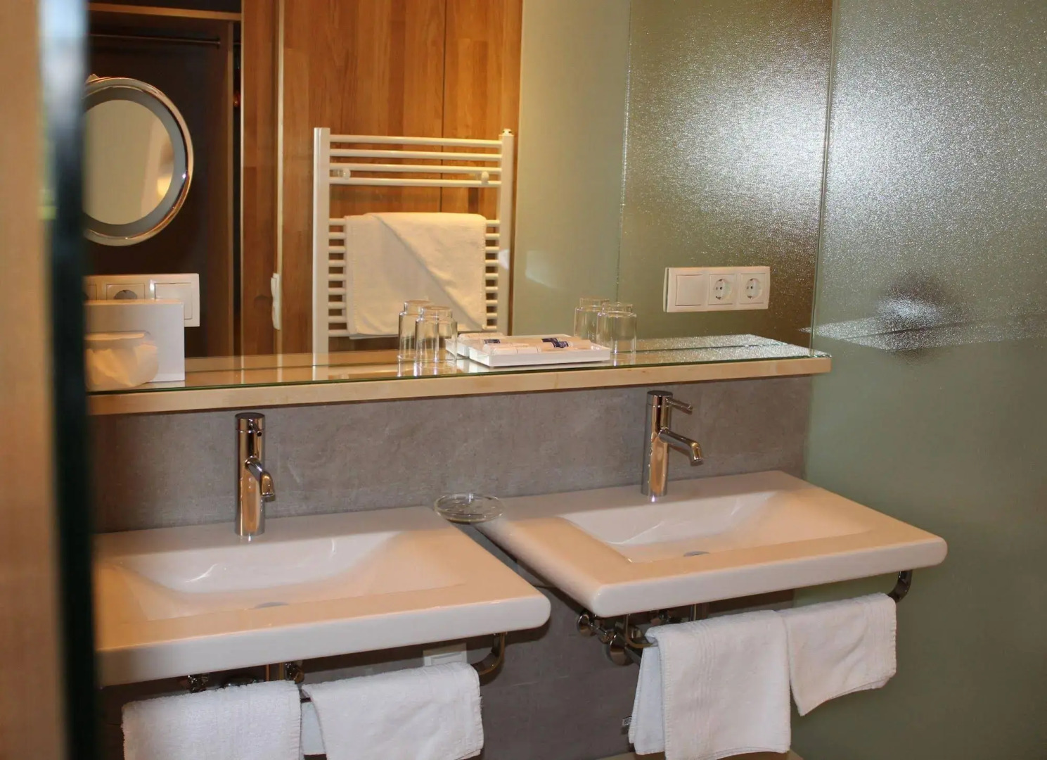 Yasaka Saigon Nha Trang Hotel