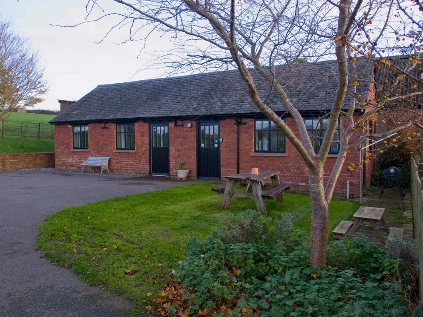 Hues Peice Paynes Farm