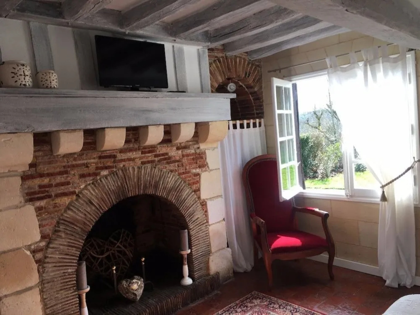 Les Chaumieres de Chatel la Lune