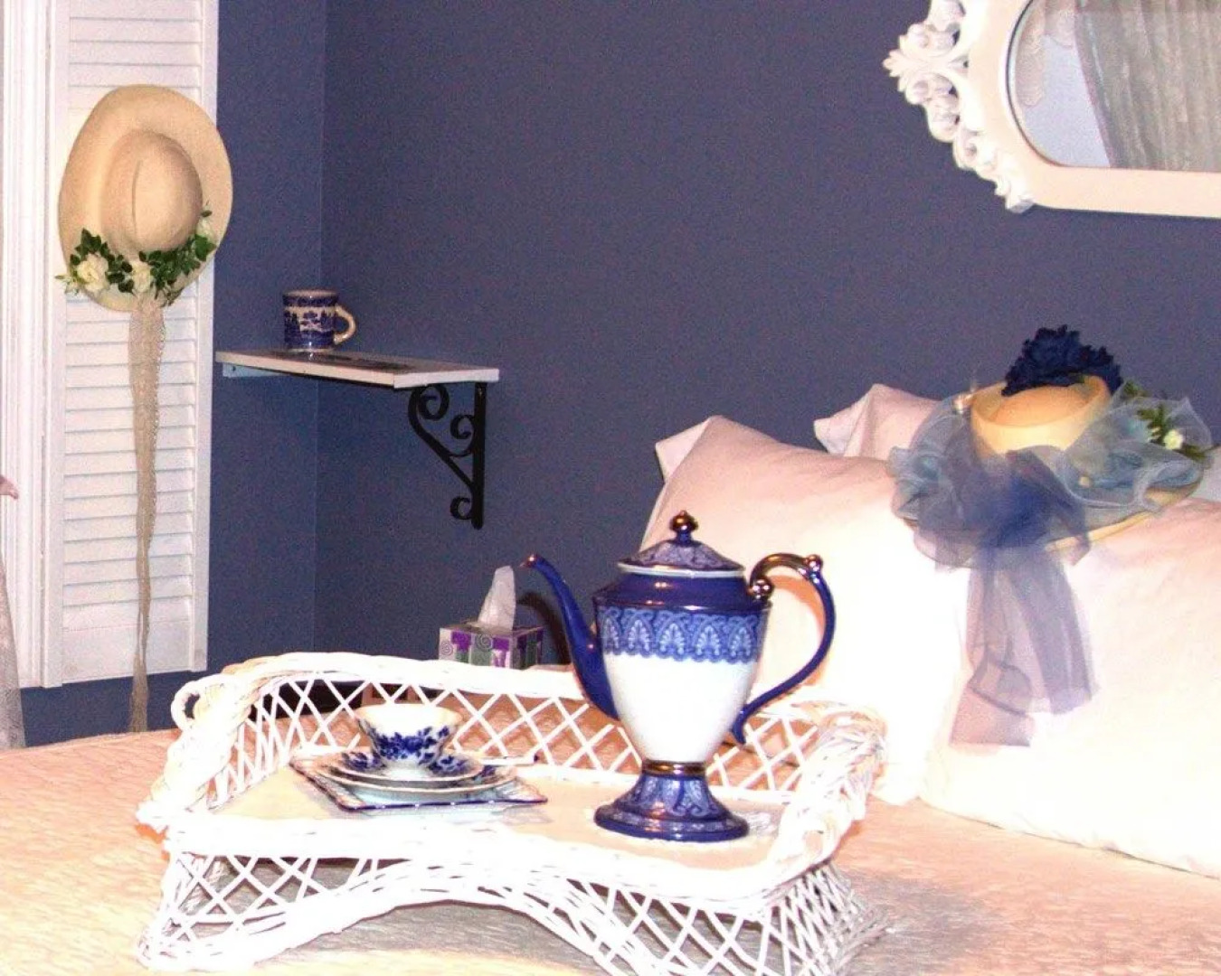 Victorian Country Inn B&B LLC