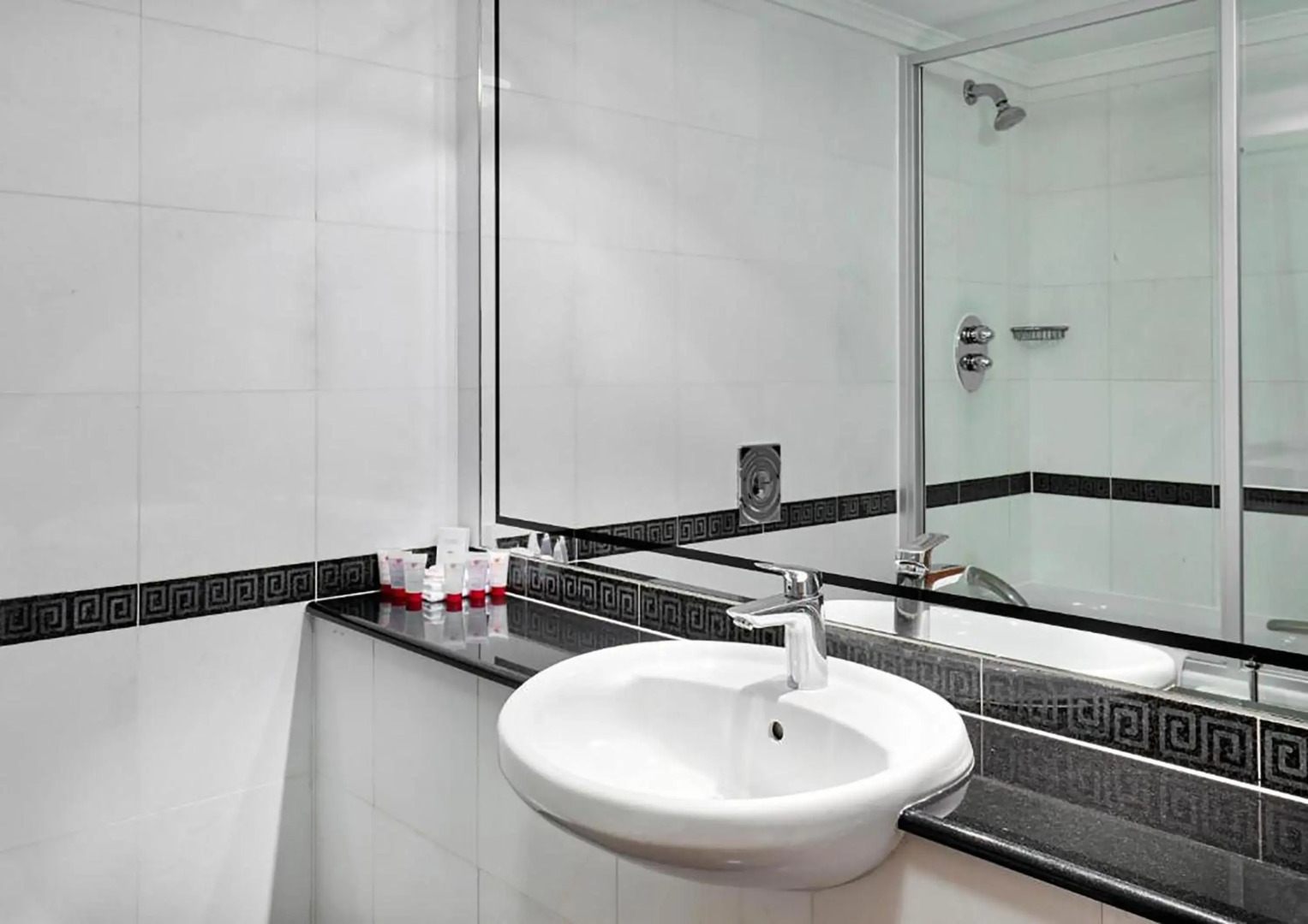 Leonardo Royal Hotel London City