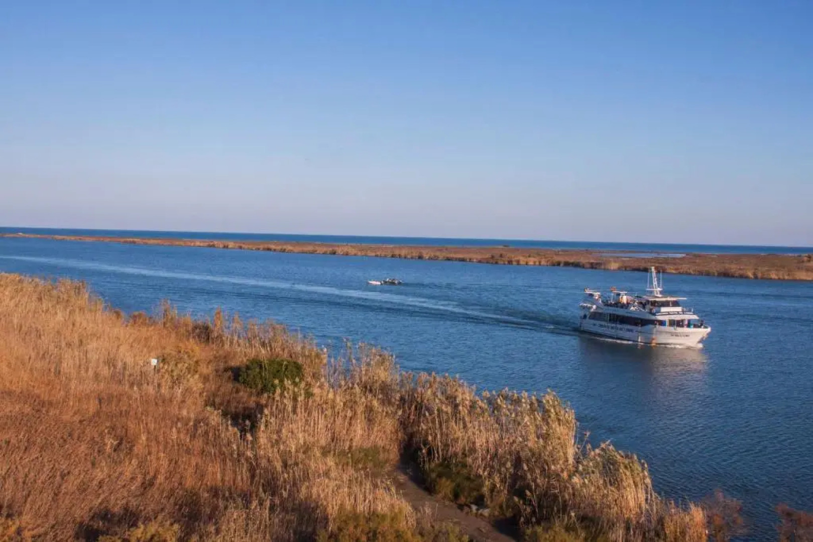 Holiday Home Paradise Ebro 1