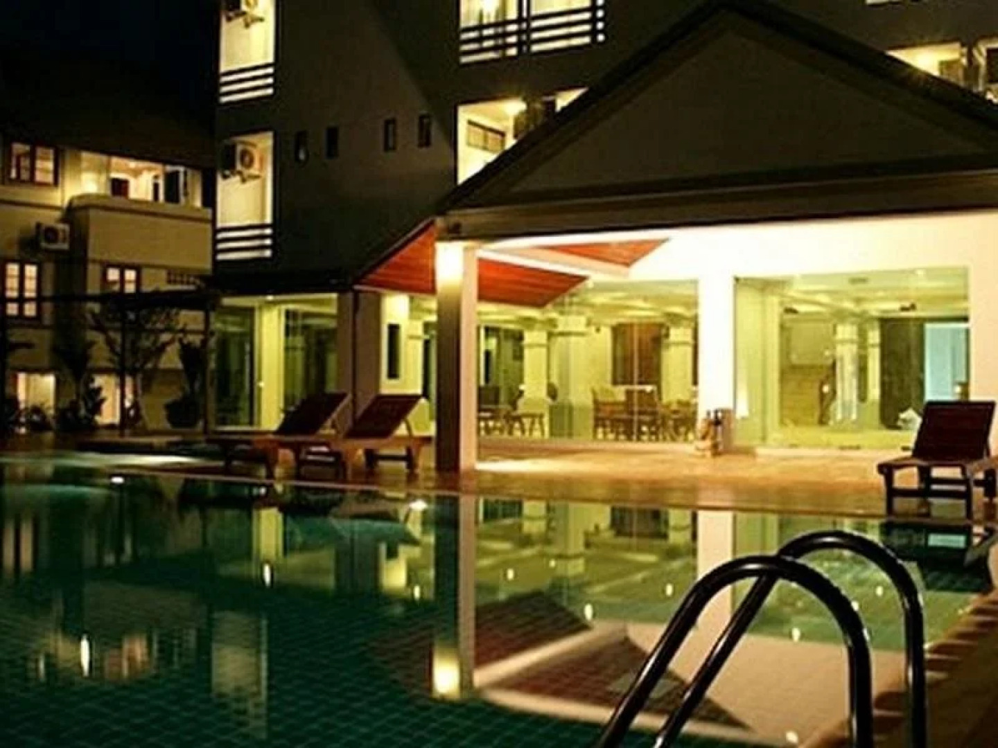 Warawan Resort And Hotel