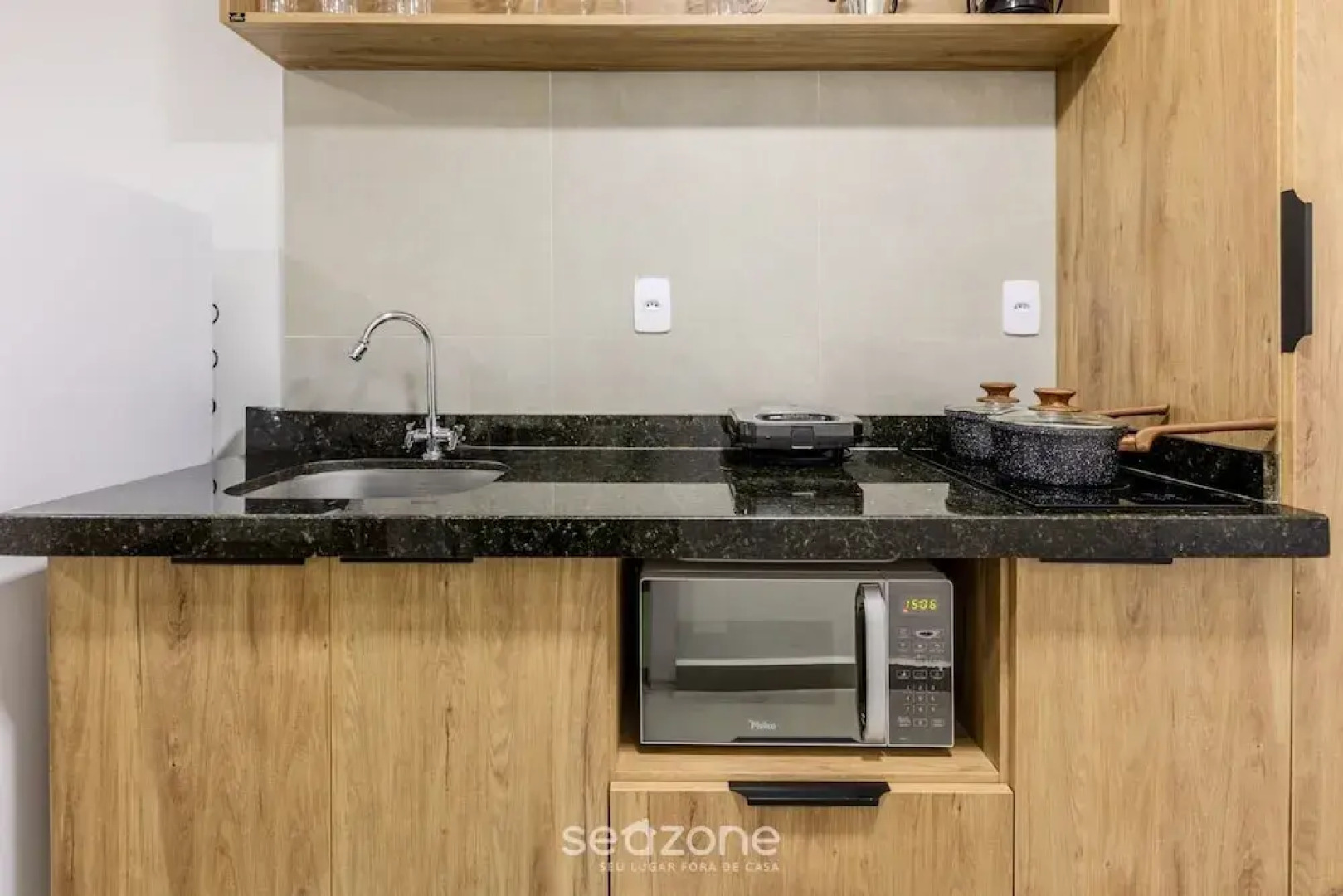 Studio w/ Swimming Pool in Pocos de Caldas Pgo0406