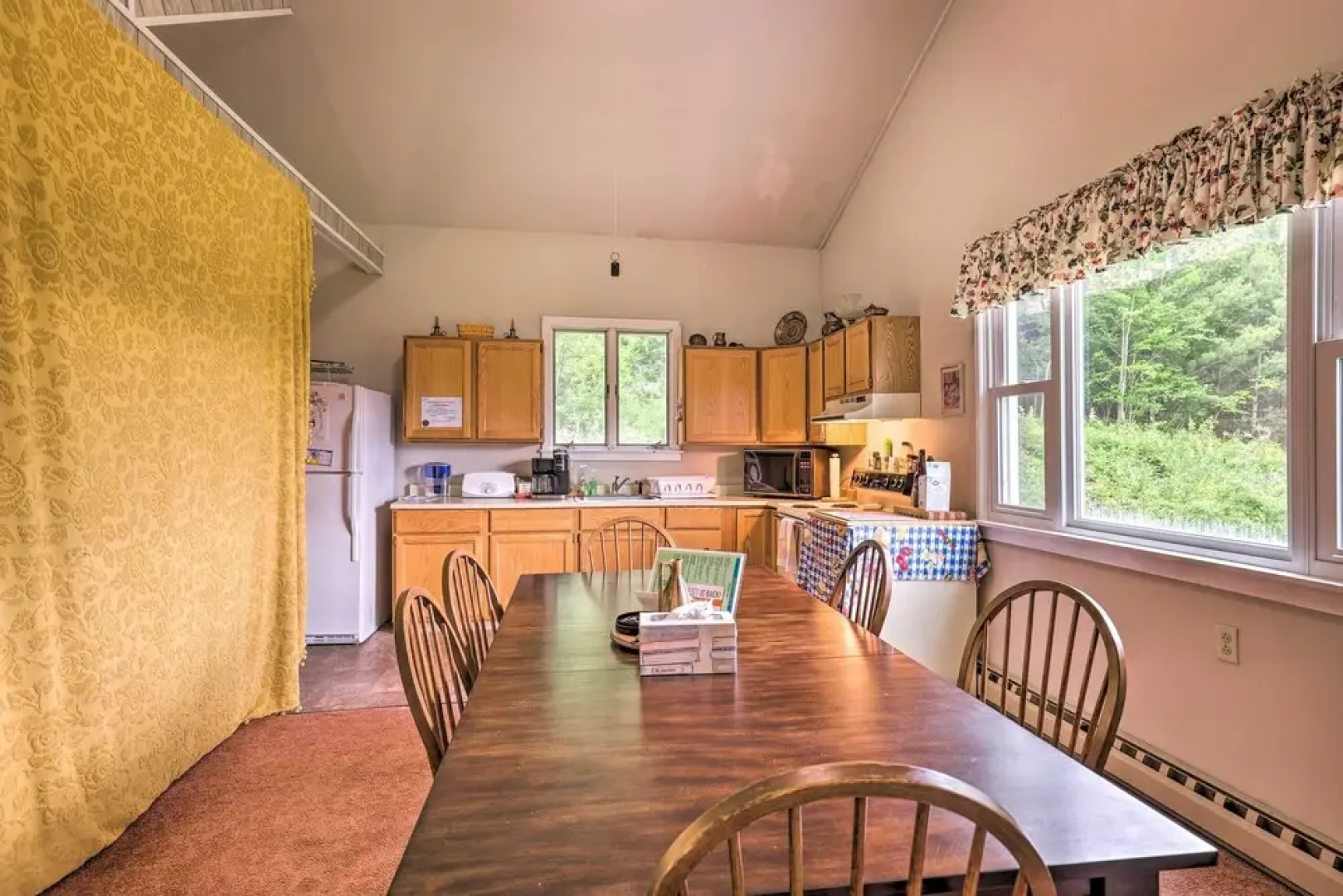 Apartment w/ Shared Deck & View of Cowanesque Lake