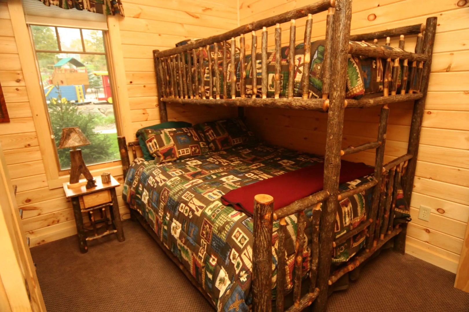 Lodges At Cresthaven