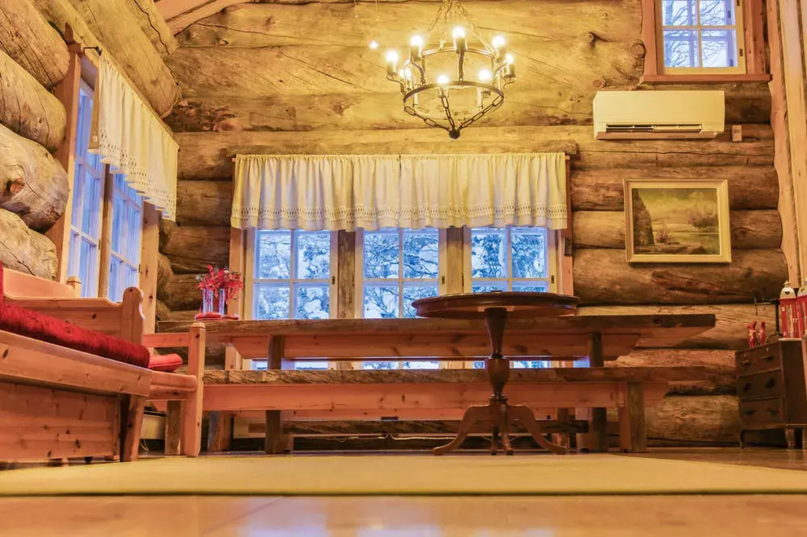 Kuukkeli Hirvas Suite