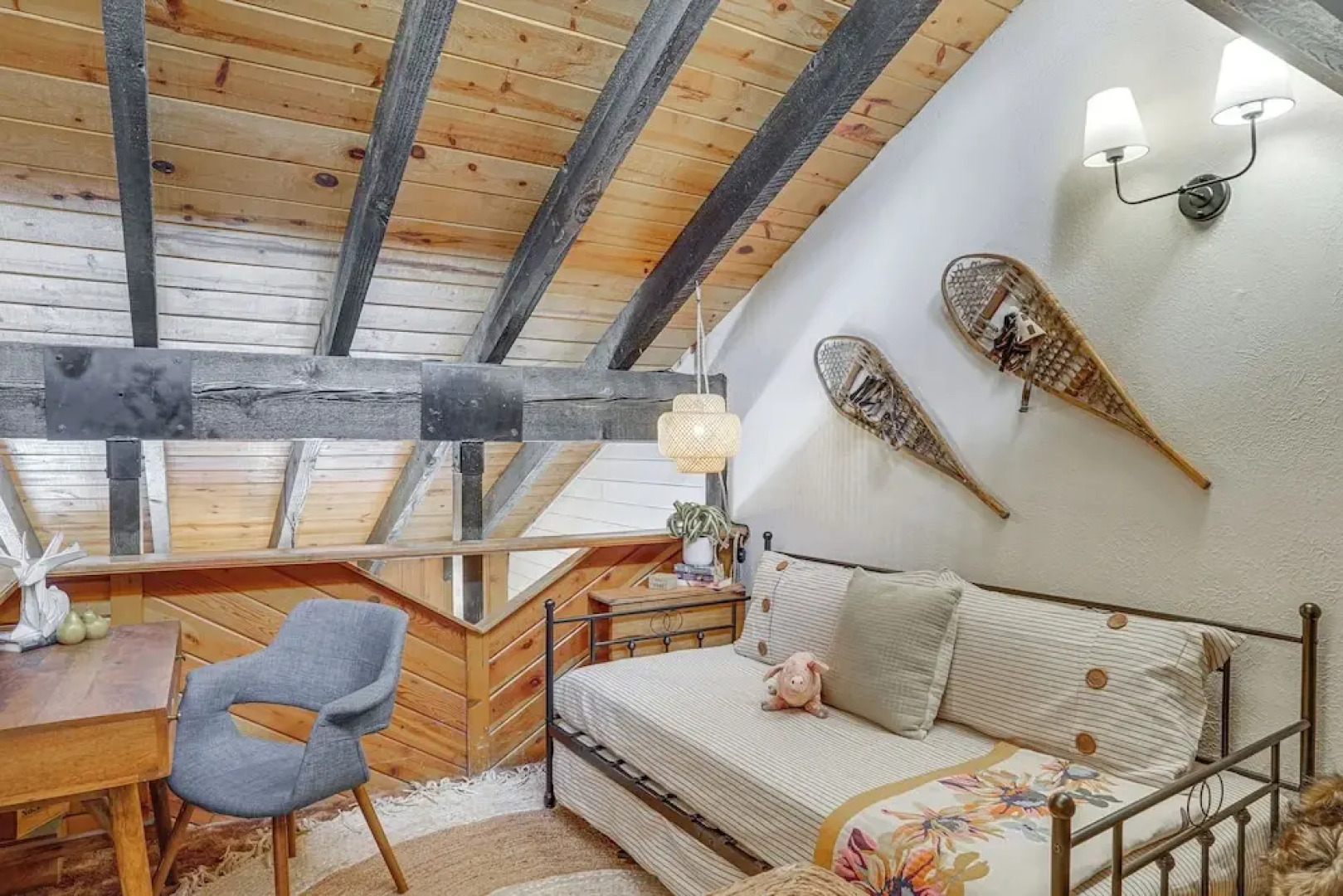 Brian Head Chalet w/ Mountain Views, Near Skiing!