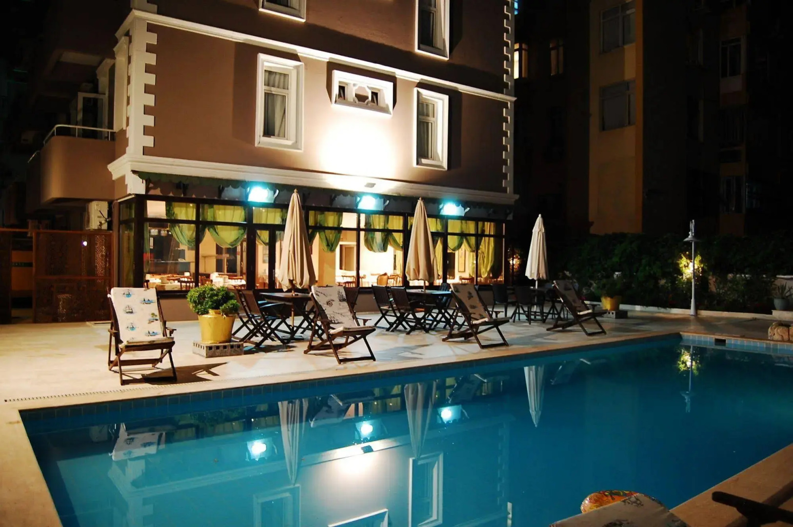 Triana Hotel