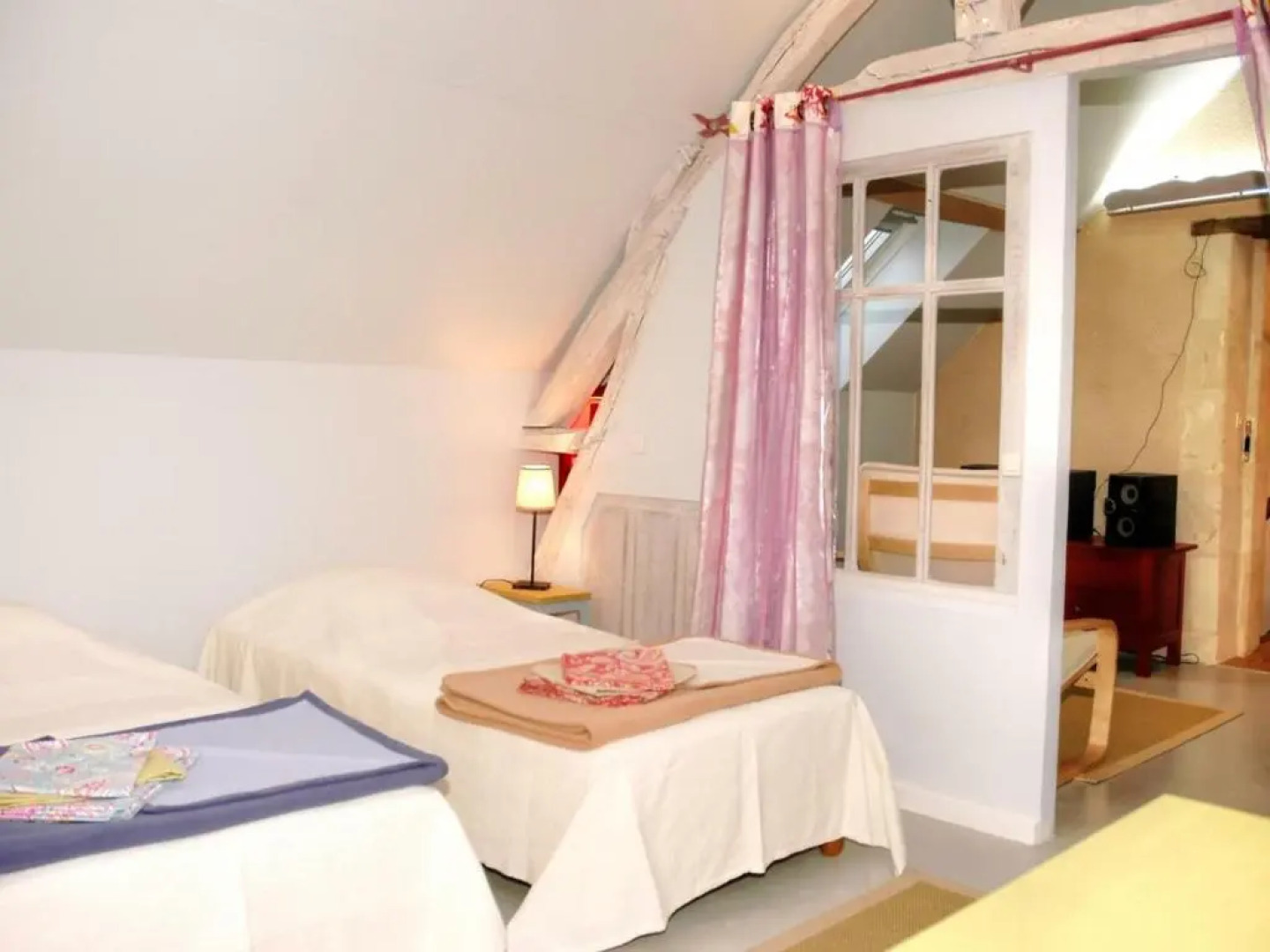 Gîte Mazières-de-Touraine, 3 pièces, 4 personnes - FR-1-381-200