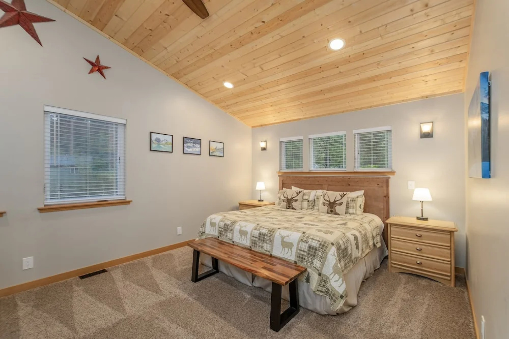 Compass Cabin 2 Bedroom Homeby NW Comfy Cabins by RedAwning