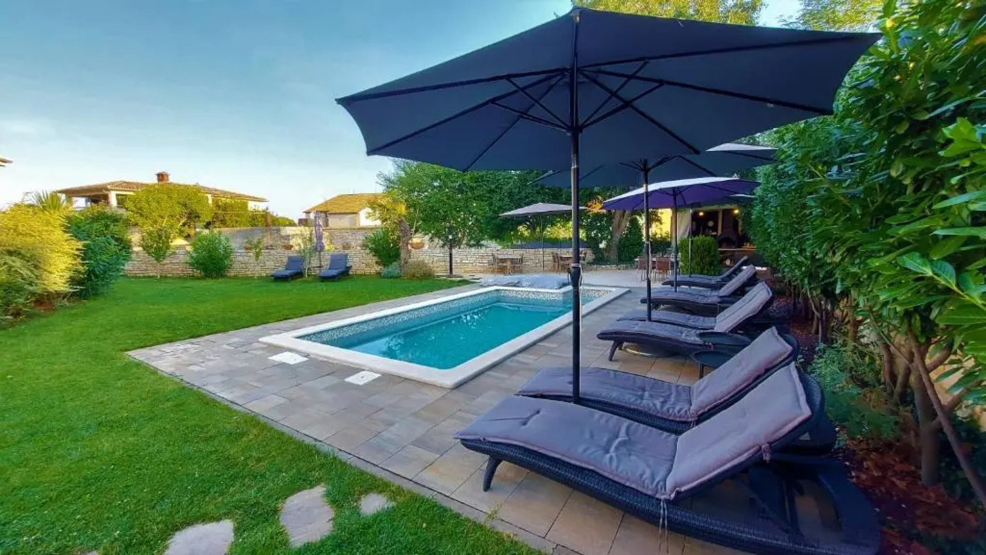 Rooms and Apartments IstraSoley