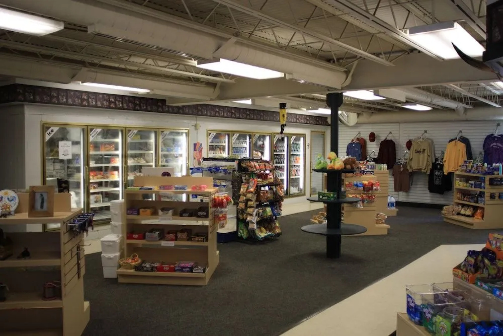 Circle M RV & Camping Resort - Caravan Park