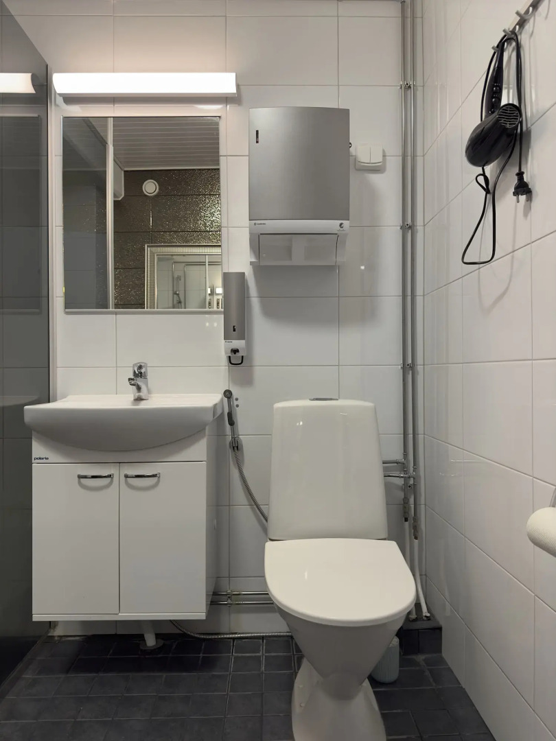 The Rooms Airport - 20Rooms