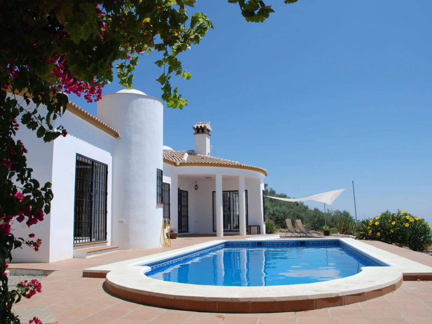 Comfortable Villa in Arenas with Private Pool