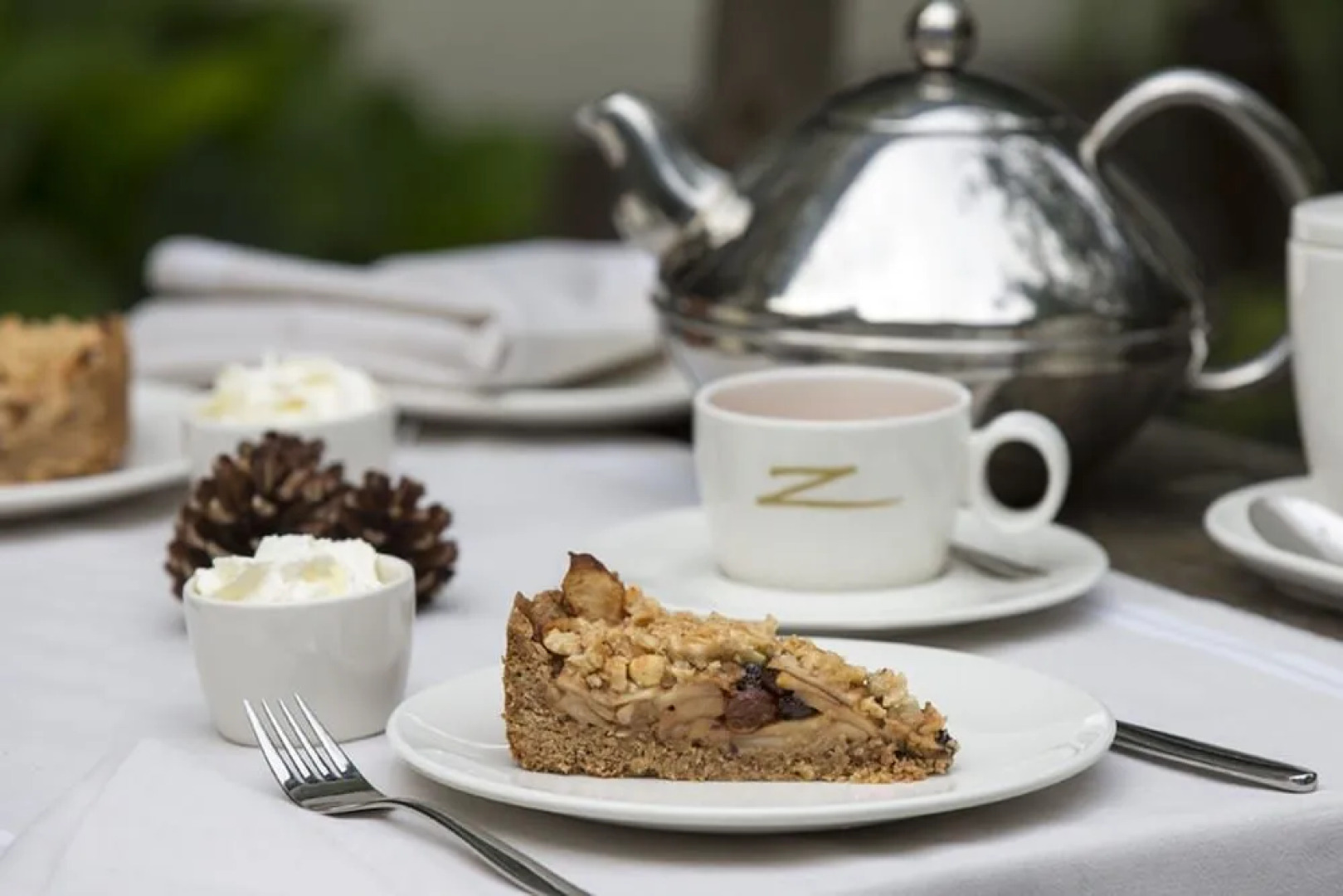 Zenzez Hotel & Lounge