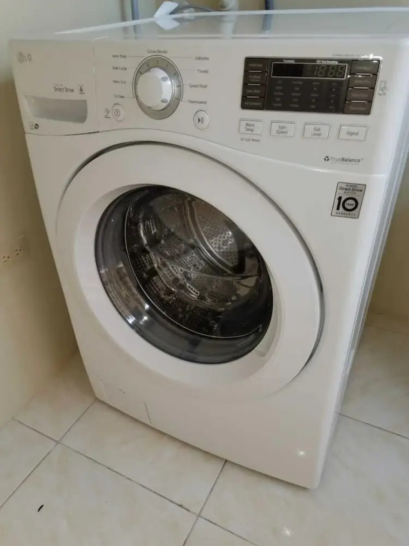 The Discovery Bay Lux Apartment