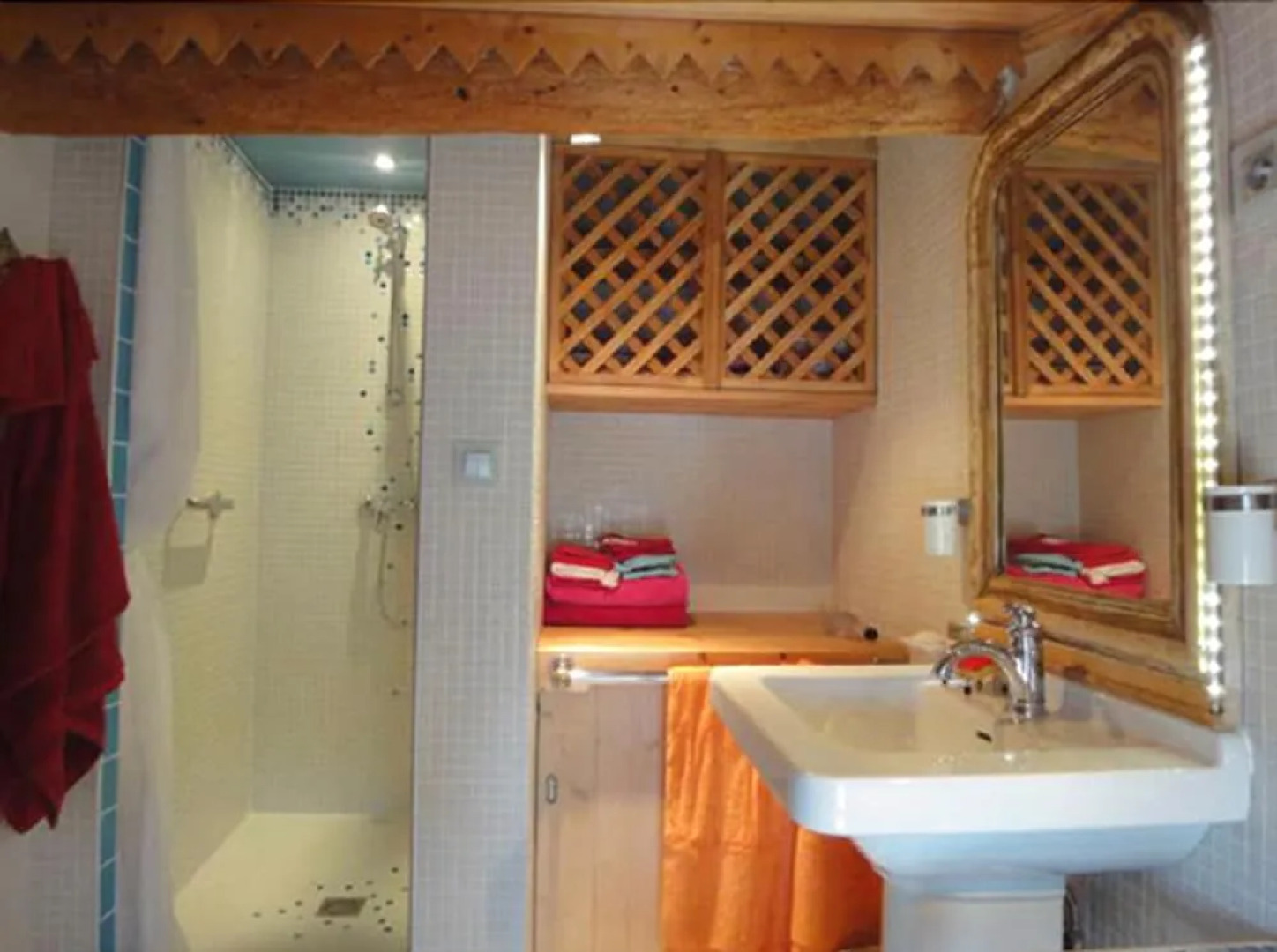 Riverside Home Cottage