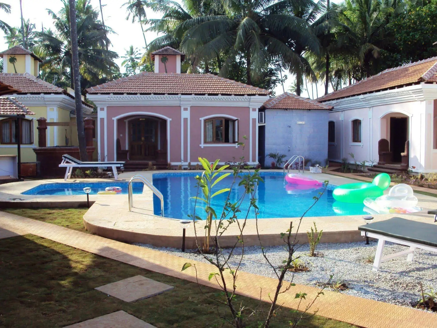 Close2C Holiday Homes