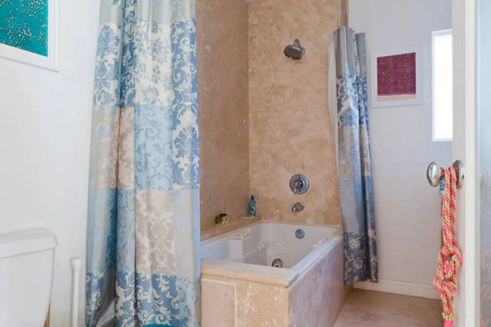 Malibu Beach Paradise Apartments