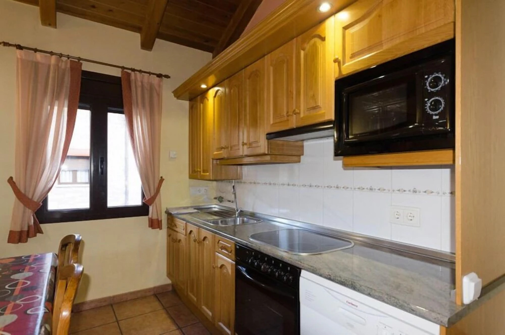 Casas la Ribera Ordesa